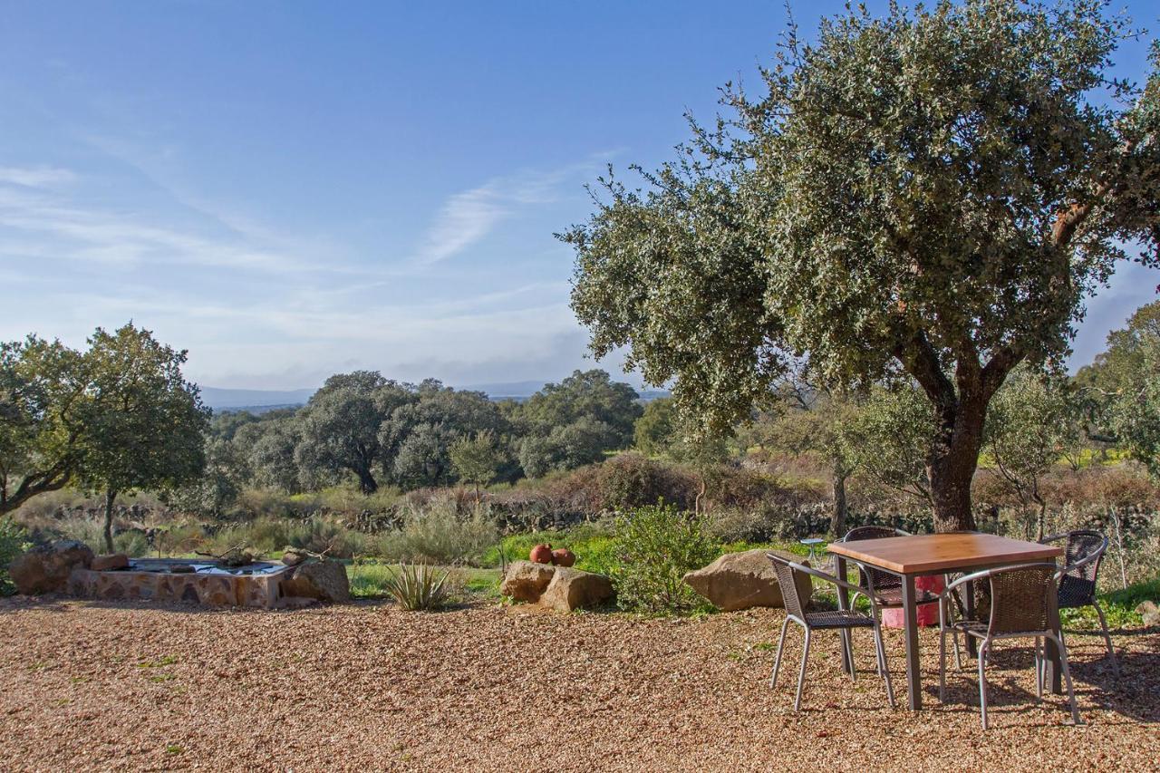 Finca El Rabilargo Arroyomolinos de Montánchez Стая снимка